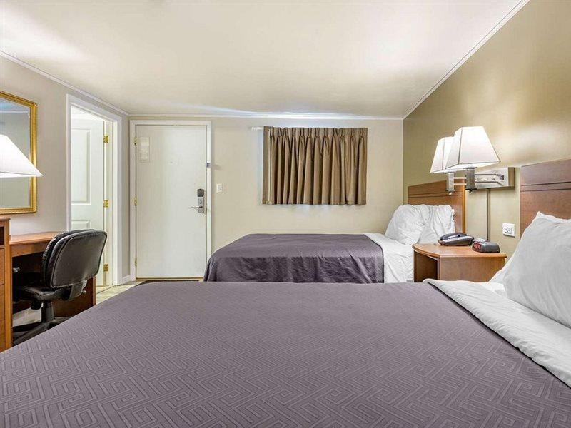 Econo Lodge Bellefonte I-99 Экстерьер фото