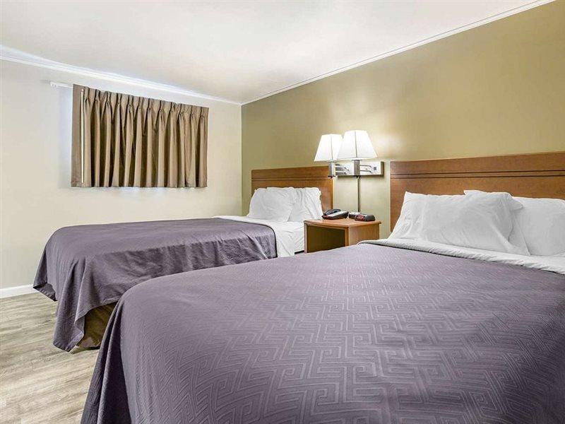 Econo Lodge Bellefonte I-99 Экстерьер фото