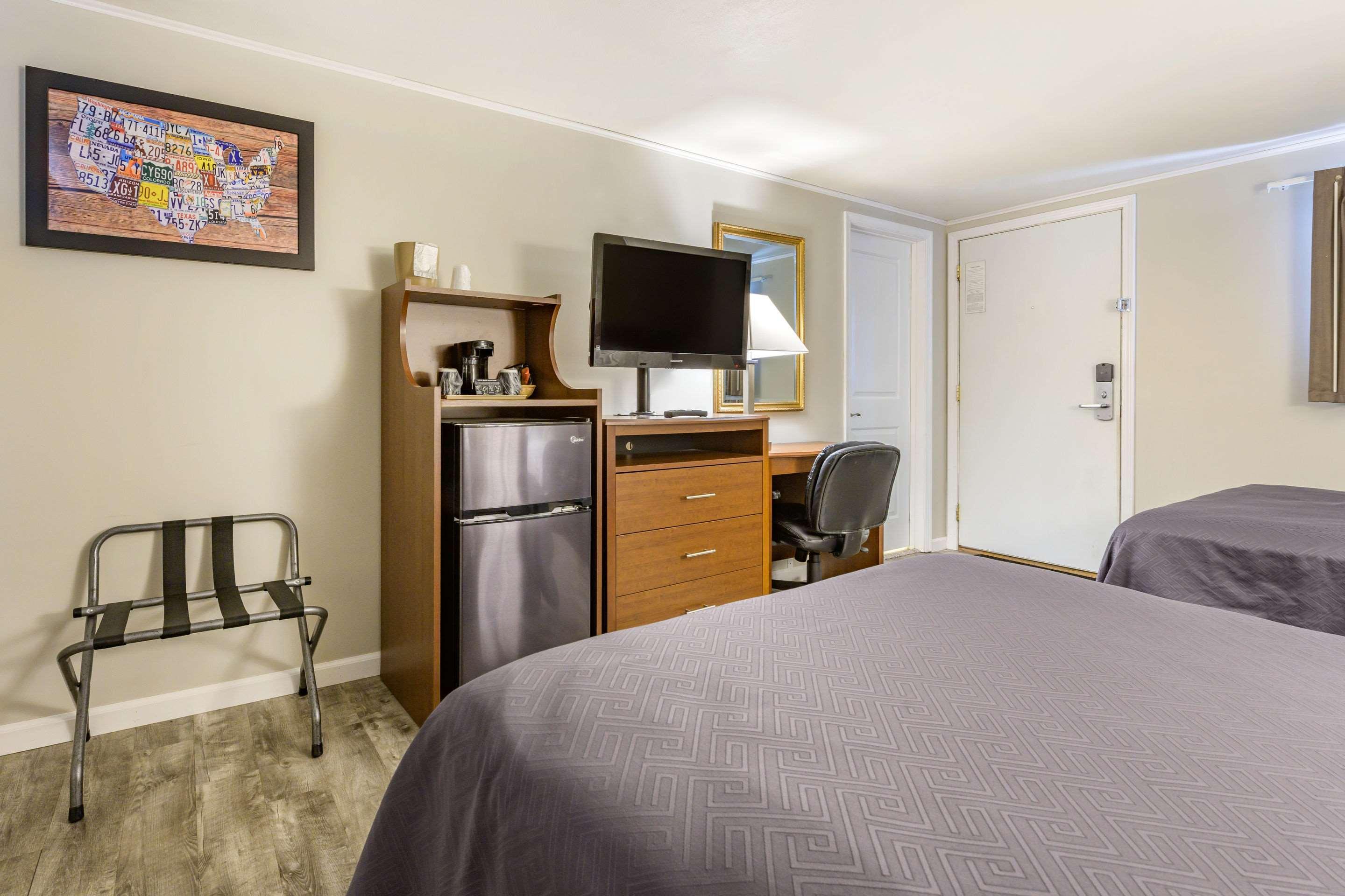 Econo Lodge Bellefonte I-99 Экстерьер фото