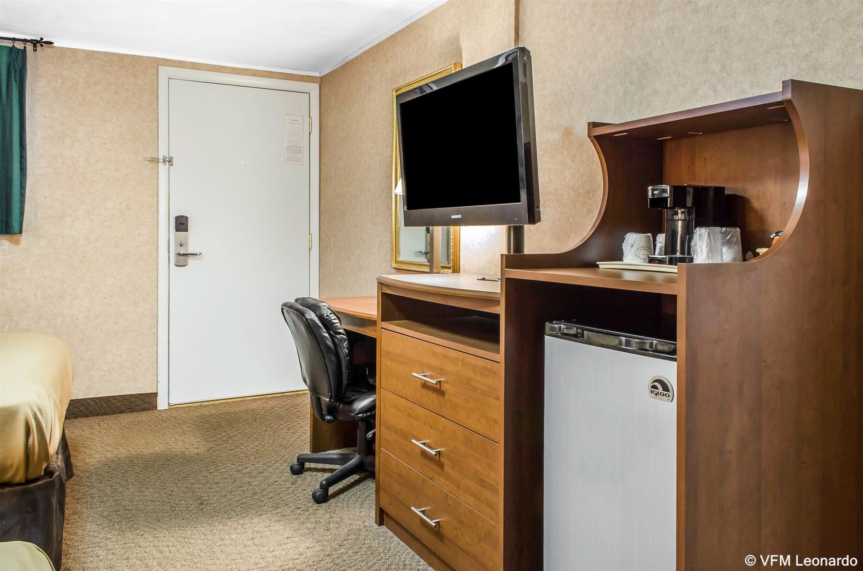 Econo Lodge Bellefonte I-99 Экстерьер фото