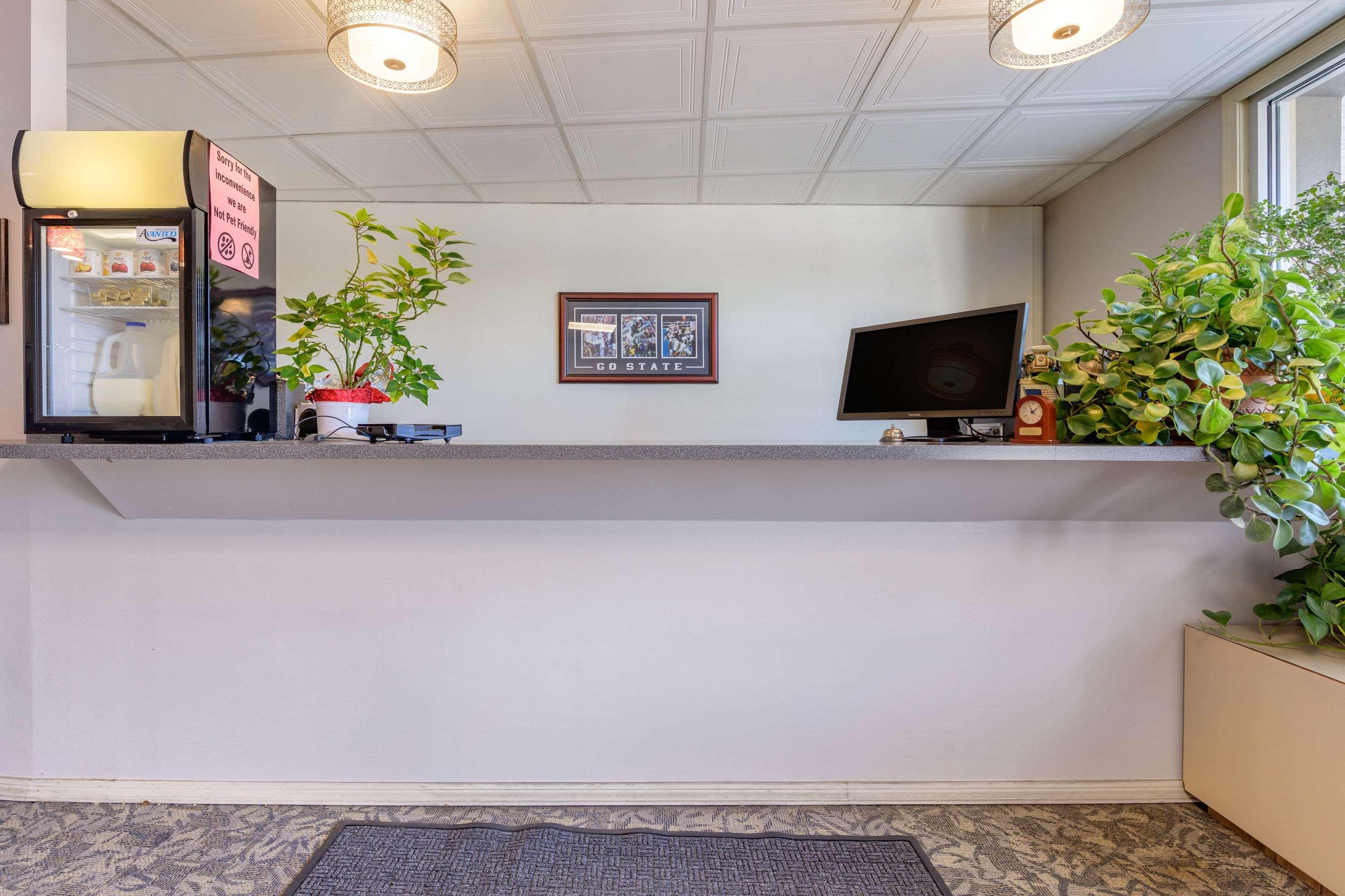 Econo Lodge Bellefonte I-99 Экстерьер фото