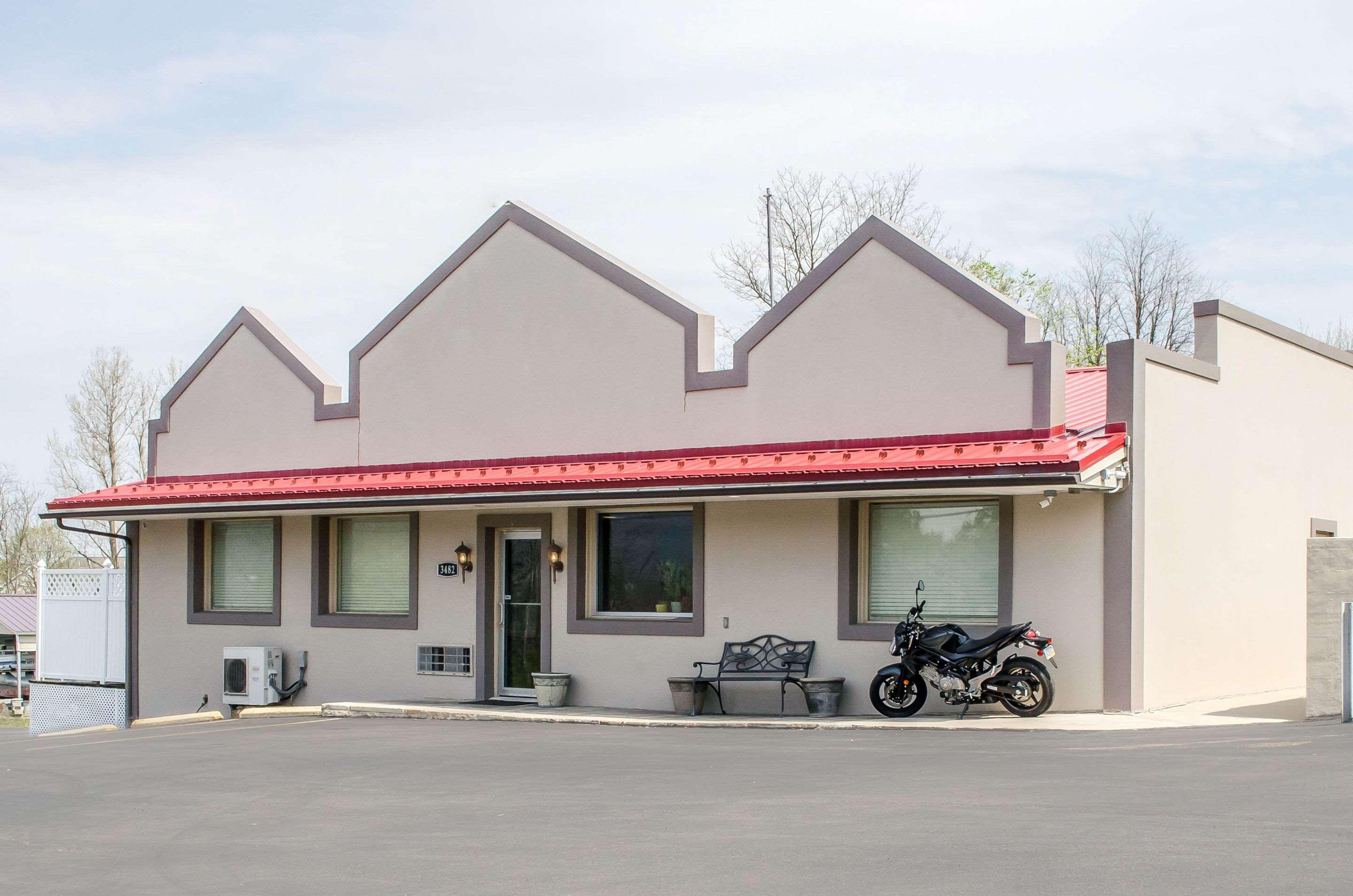 Econo Lodge Bellefonte I-99 Экстерьер фото
