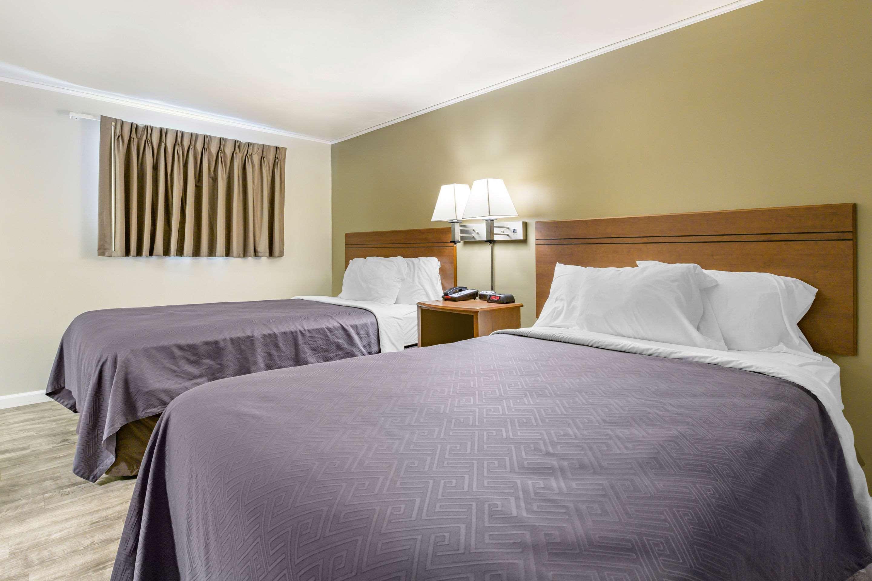 Econo Lodge Bellefonte I-99 Экстерьер фото