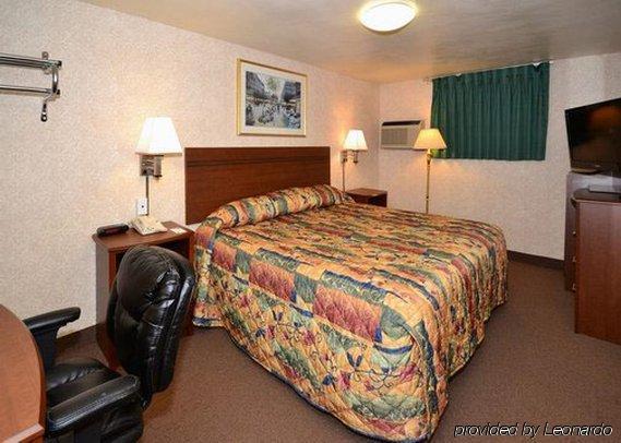 Econo Lodge Bellefonte I-99 Номер фото