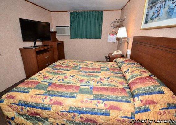 Econo Lodge Bellefonte I-99 Номер фото