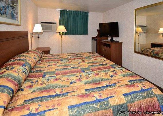 Econo Lodge Bellefonte I-99 Номер фото